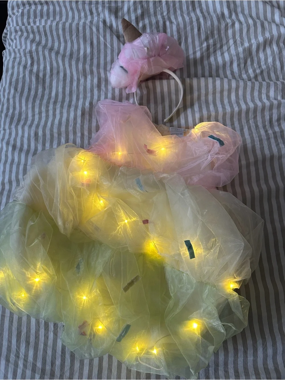Pottery Barn Triple Scoop Sundae Costume Ice Cream 4-6T - Picture 6 of 7